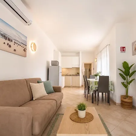 Conchiglia Family & Pet Friendly - Fenced Garden - 2br - Near The Sea - Wi-fi - Ac - Bbq Feriehus Budoni