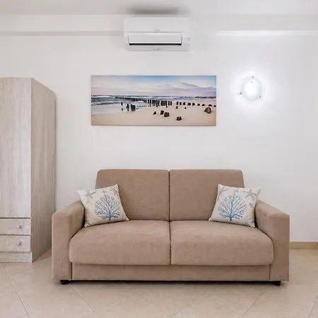 Feriehus Conchiglia Family & Pet Friendly - Fenced Garden - 2br - Near The Sea - Wi-fi - Ac - Bbq Budoni